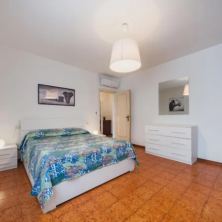 Lido Versilia By Interhome * Lido di Camaiore